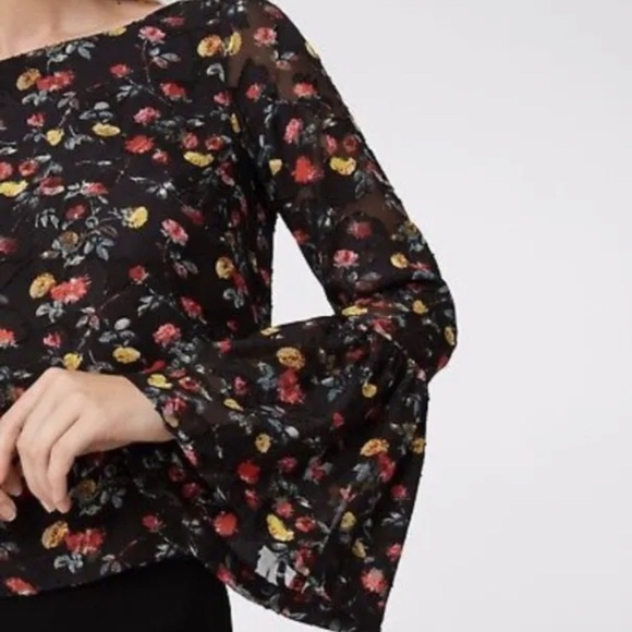 Club Monaco Taisie Floral Long Bell Sleeve Blouse - Picture 2 of 8